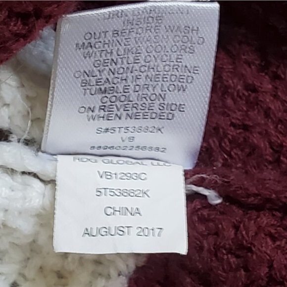 Cloud Chaser dark red, gray, white striped hooded top sz M - Picture 15 of 15